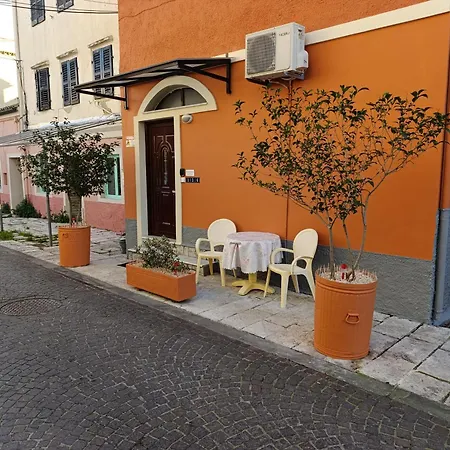 Savvas&katia's Luxury Apartman Mantouki